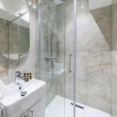 2rue Gutenberg * Nizza